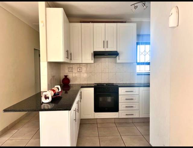 3 BEDROOM TOWNHOUSE FOR SALE IN BISHOPSTOWE